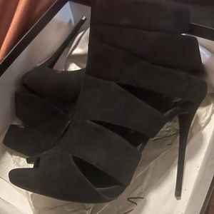 Giuseppe Zanotti suede peep toe cutout heels size 42